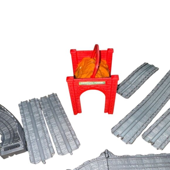 Thomas & Friends Plastic Train Track 25 Pc Lot-Used - Picture 5 of 7